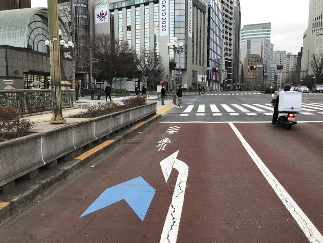 【画像】日本の道路さん、自転車を潰しにかかるｗｗｗｗｗｗｗ